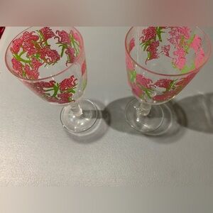 Elegant Floral Wine Glasses with Pink and Green Design